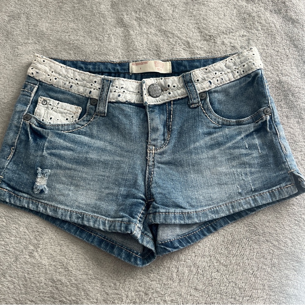 **3 for $ 20 ***No boundaries size one shorts